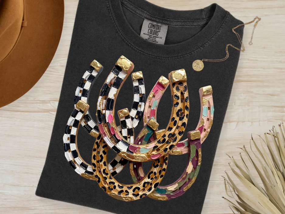 Oil Painted Horseshoes Faux Graphic Tee: Espresso / Small