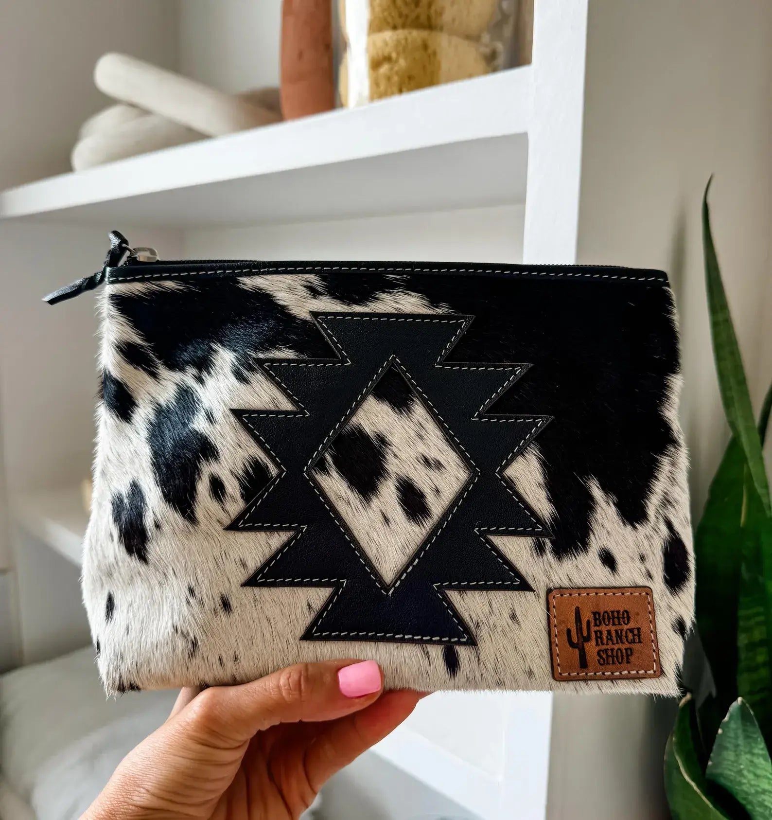COWHIDE AZTEC  MAKEUP bag Genuine Hair On travel: Tan Leather