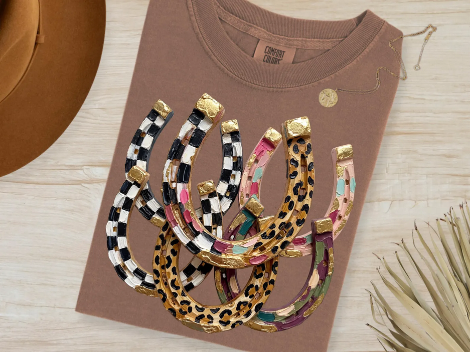 Oil Painted Horseshoes Faux Graphic Tee: Espresso / Small