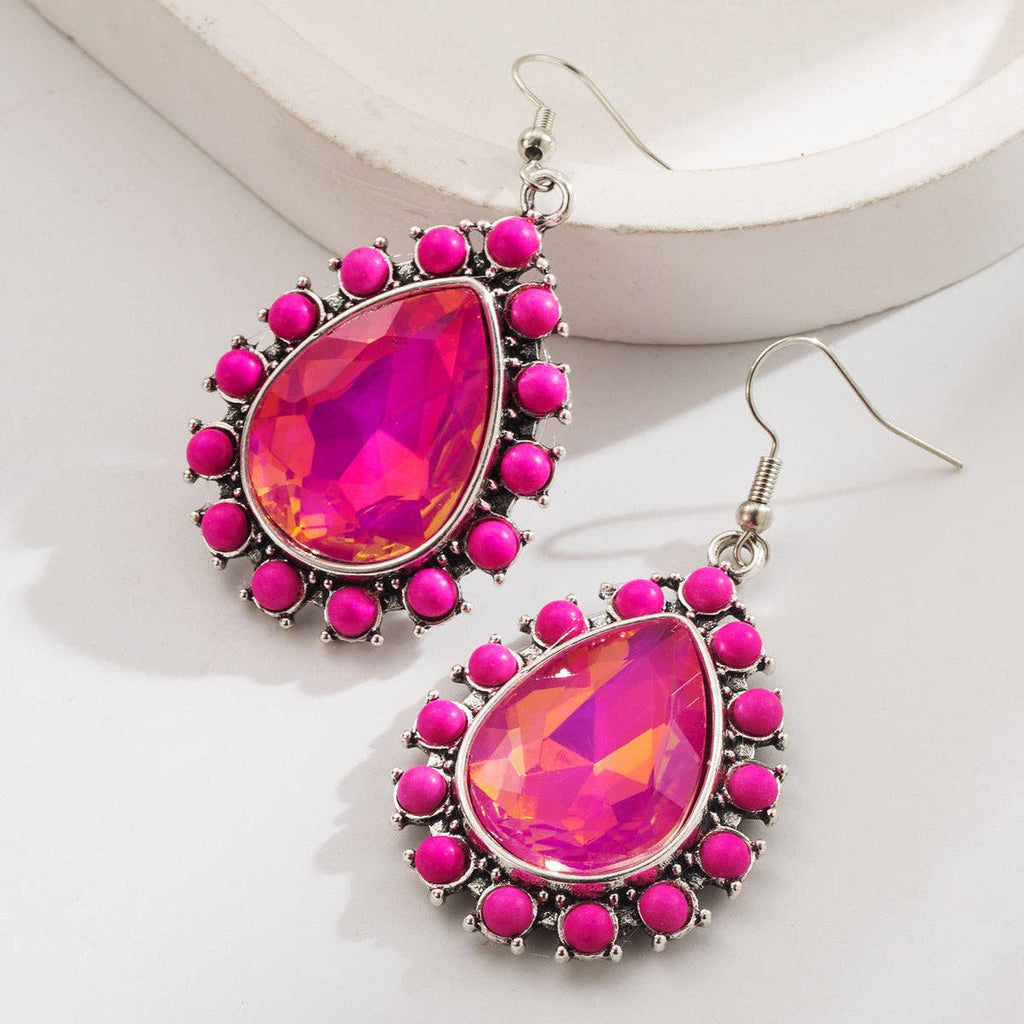 Geometric Drip-Shaped Earrings with Turquoise Gemstone: Classic Black Check