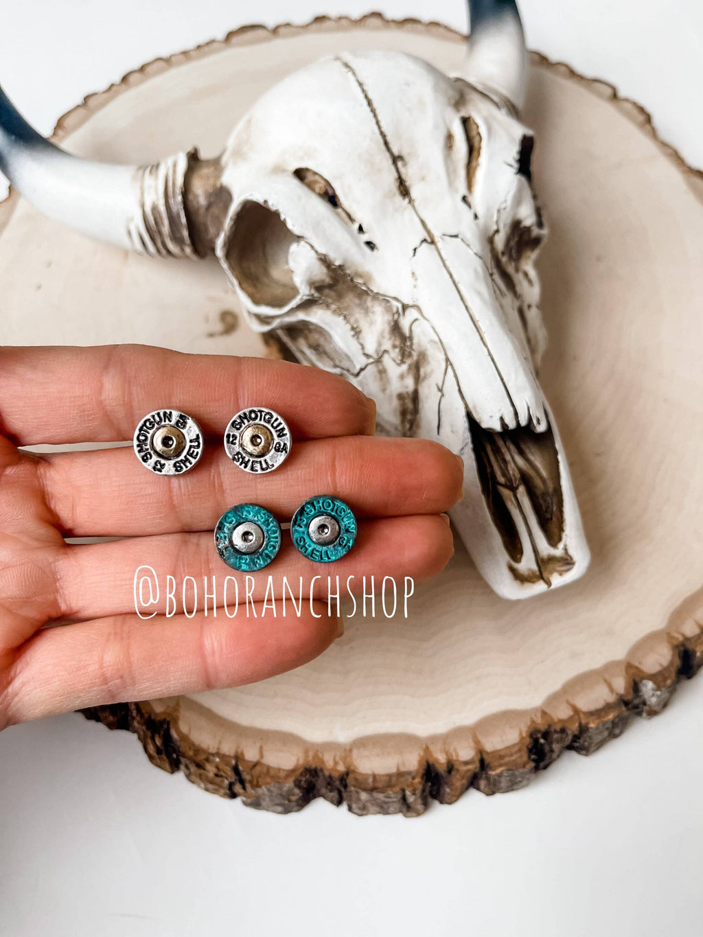 Western Sh&tg&n Shell Earrings: Gold