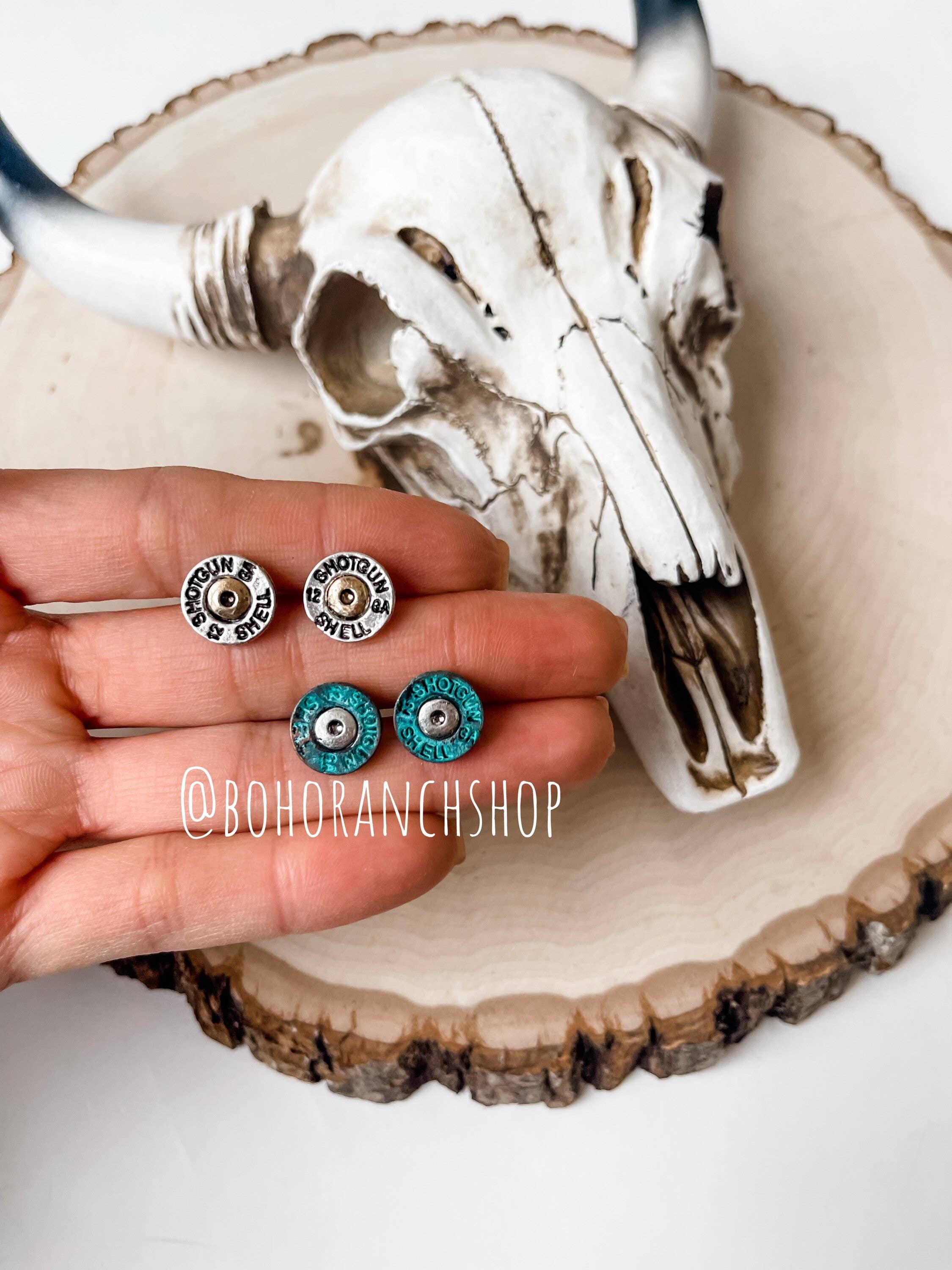 Western Sh&tg&n Shell Earrings: Gold